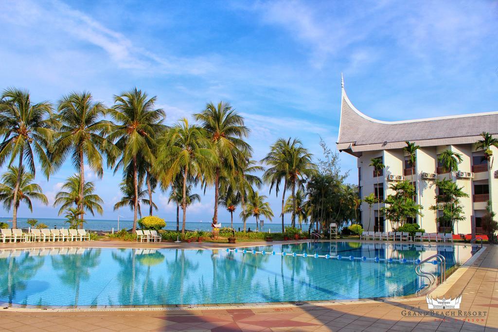 The Grand Beach Resort Port Dickson Exterior photo