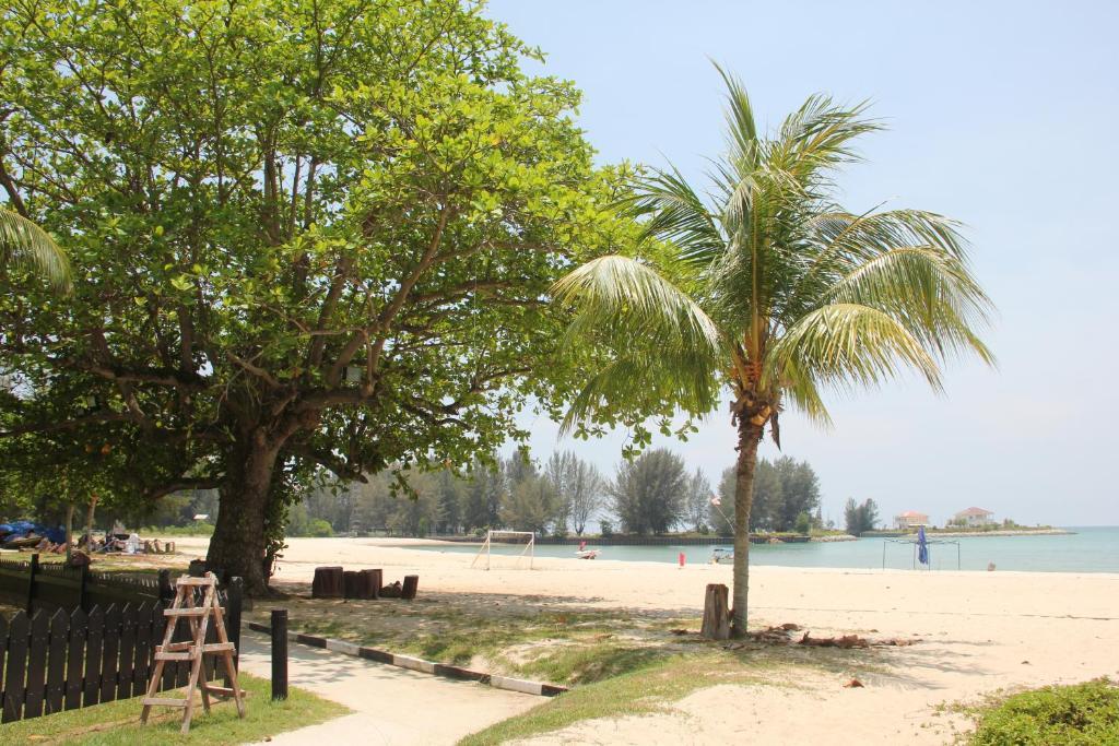 The Grand Beach Resort Port Dickson Exterior photo