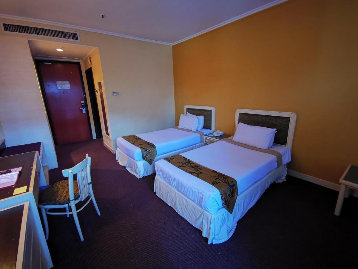The Grand Beach Resort Port Dickson Exterior photo